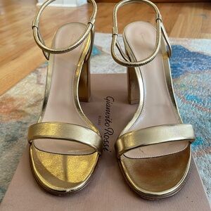 Gianvito Rossi Nikki Gold heels size 40.5
